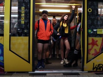 Día sin pantalones en el Metro