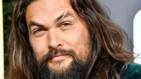 Jason Momoa en los Globos de Oro Jason Momoa en los Globos de Oro