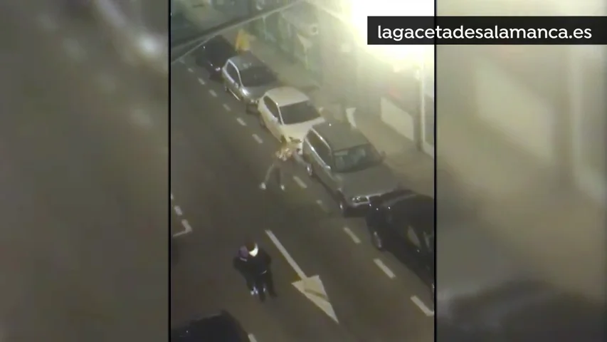 La Polic&iacute;a detiene a varios menores 'destrozacoches' en Salamanca