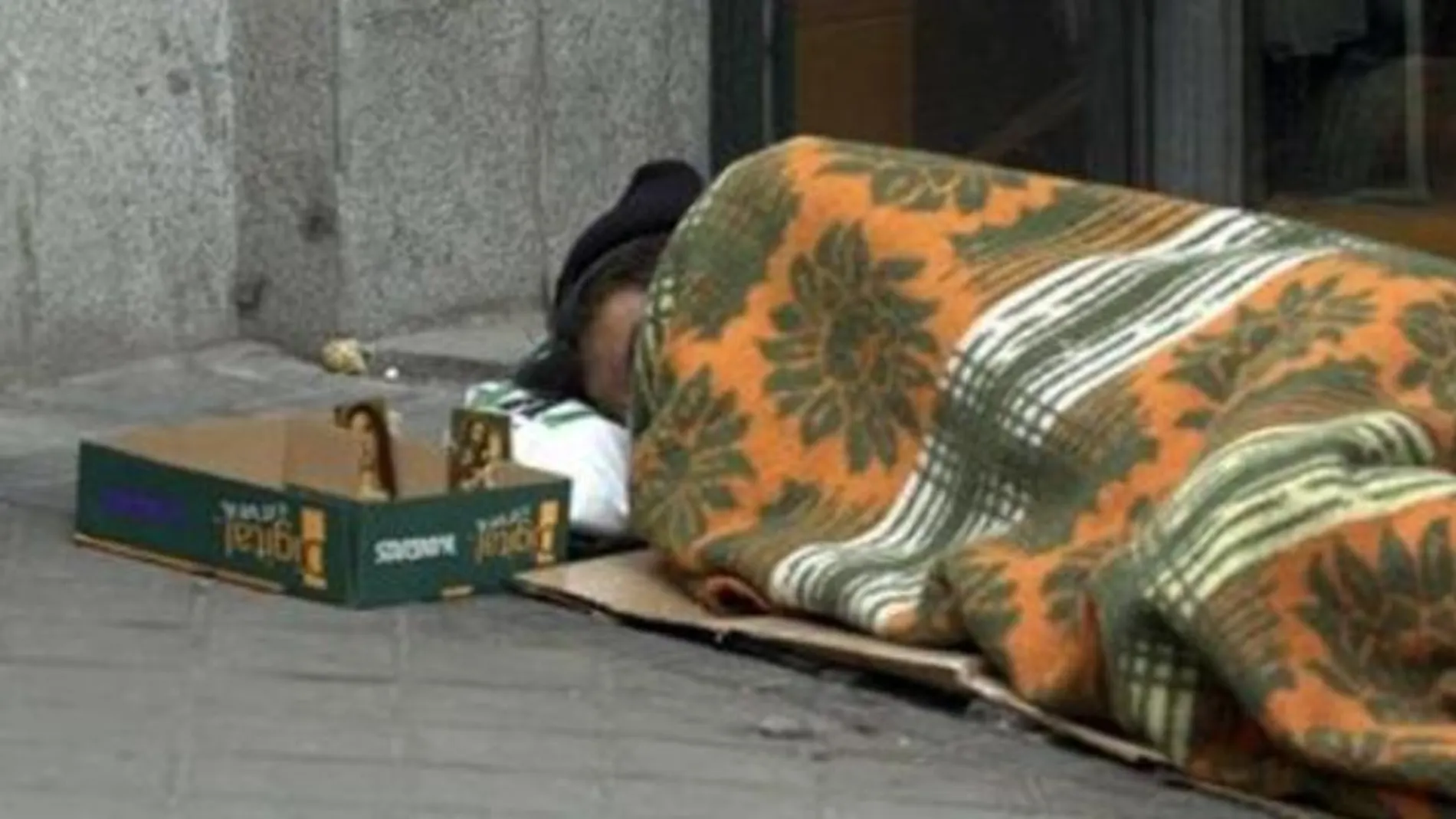 Una persona sin hogar Una persona sin hogar