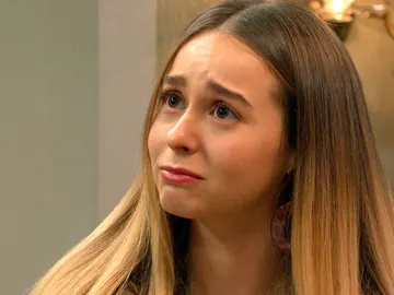 Luisita se derrumba ante el rapapolvo de Marcelino: “No puedo volver a despedirme de Amelia” Luisita se derrumba ante el rapapolvo de Marcelino: “No puedo volver a despedirme de Amelia”