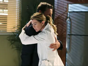 Justin Chambers y Ellen Pompeo en 'Anatomía de Grey' Justin Chambers y Ellen Pompeo en 'Anatomía de Grey'