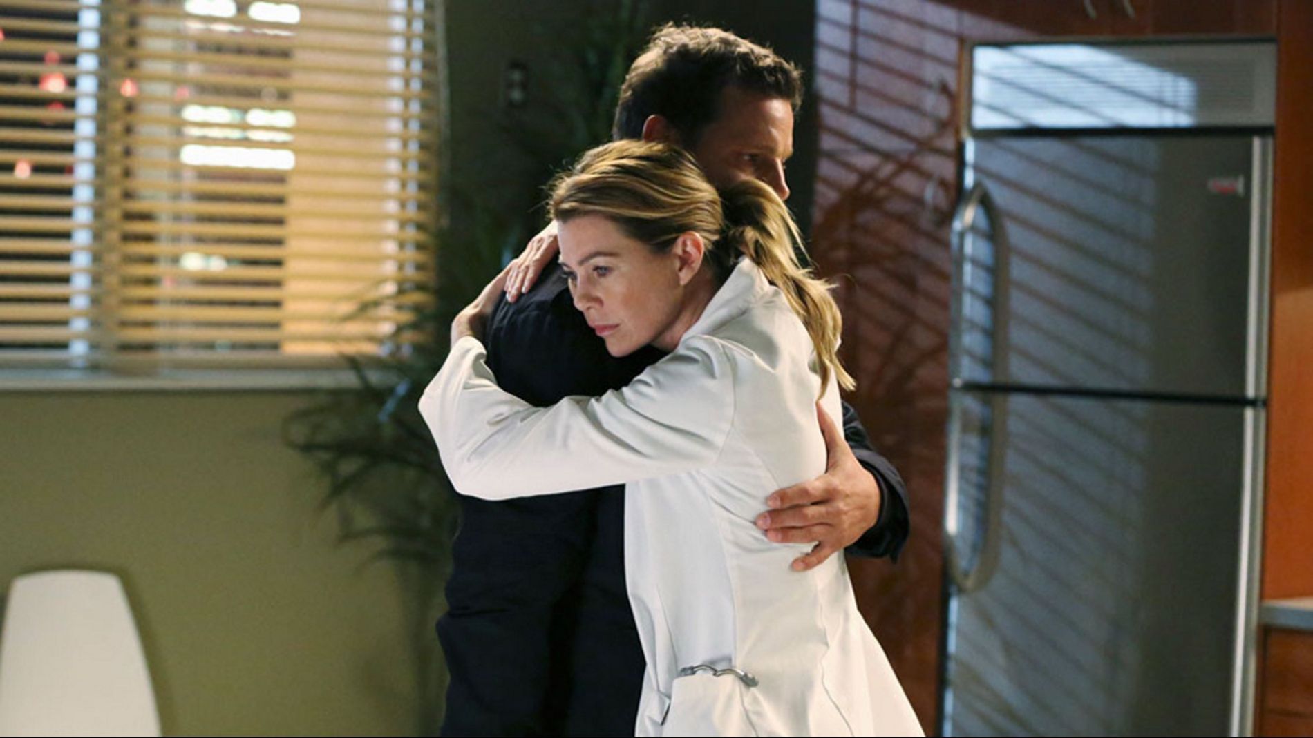 Justin Chambers y Ellen Pompeo en 'Anatom&iacute;a de Grey'