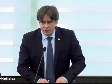 Rifirrafe entre Carles Puigdemont y Dolors Montserrat en la Eurocámara Rifirrafe entre Carles Puigdemont y Dolors Montserrat en la Eurocámara