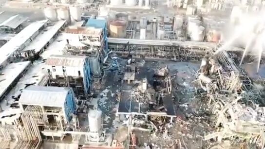 Primeras im&aacute;genes de la planta petroqu&iacute;mica de Tarragona tras sufrir la explosi&oacute;n