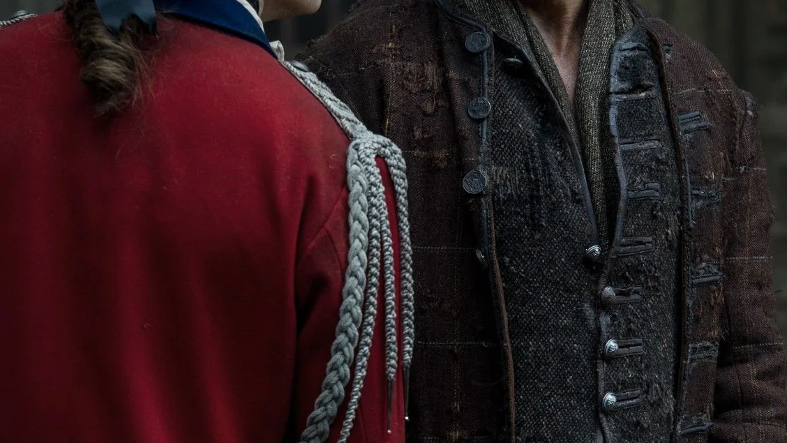 David Berry (John Grey) y Sam Heughan (Jamie Fraser) en 'Outlander'