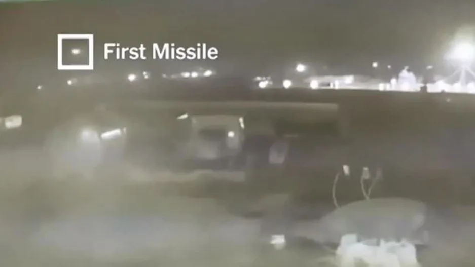 Un vídeo muestra cómo dos misiles iraníes golpearon a avión ucraniano Un vídeo muestra cómo dos misiles iraníes golpearon a avión ucraniano
