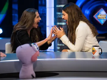 Trancas y Barrancas ponen a prueba la conexión mental de Ángela y Olivia Molina Trancas y Barrancas ponen a prueba la conexión mental de Ángela y Olivia Molina