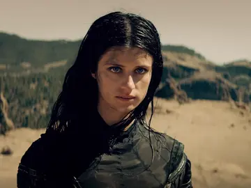 Anya Chalotra, Yennefer de Vengerberg en 'The Witcher' Anya Chalotra, Yennefer de Vengerberg en 'The Witcher'