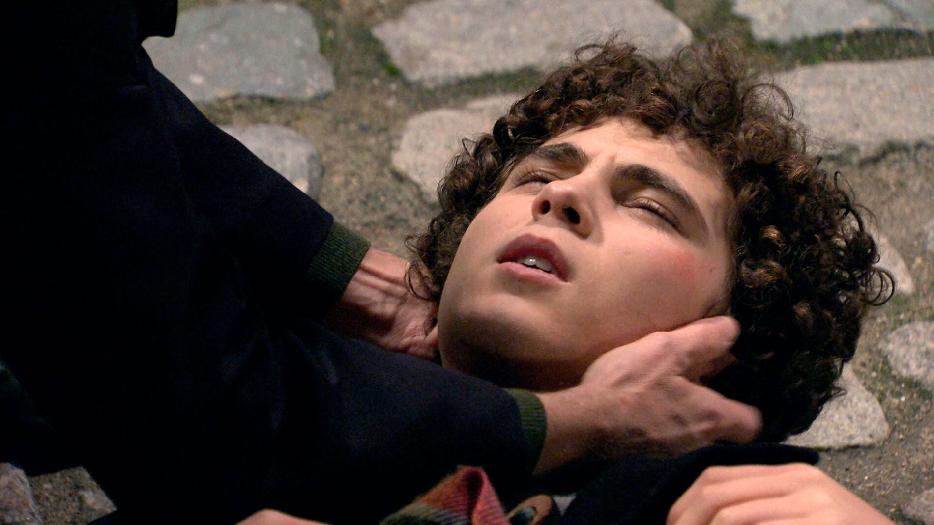 La vida de Manolín, en peligro