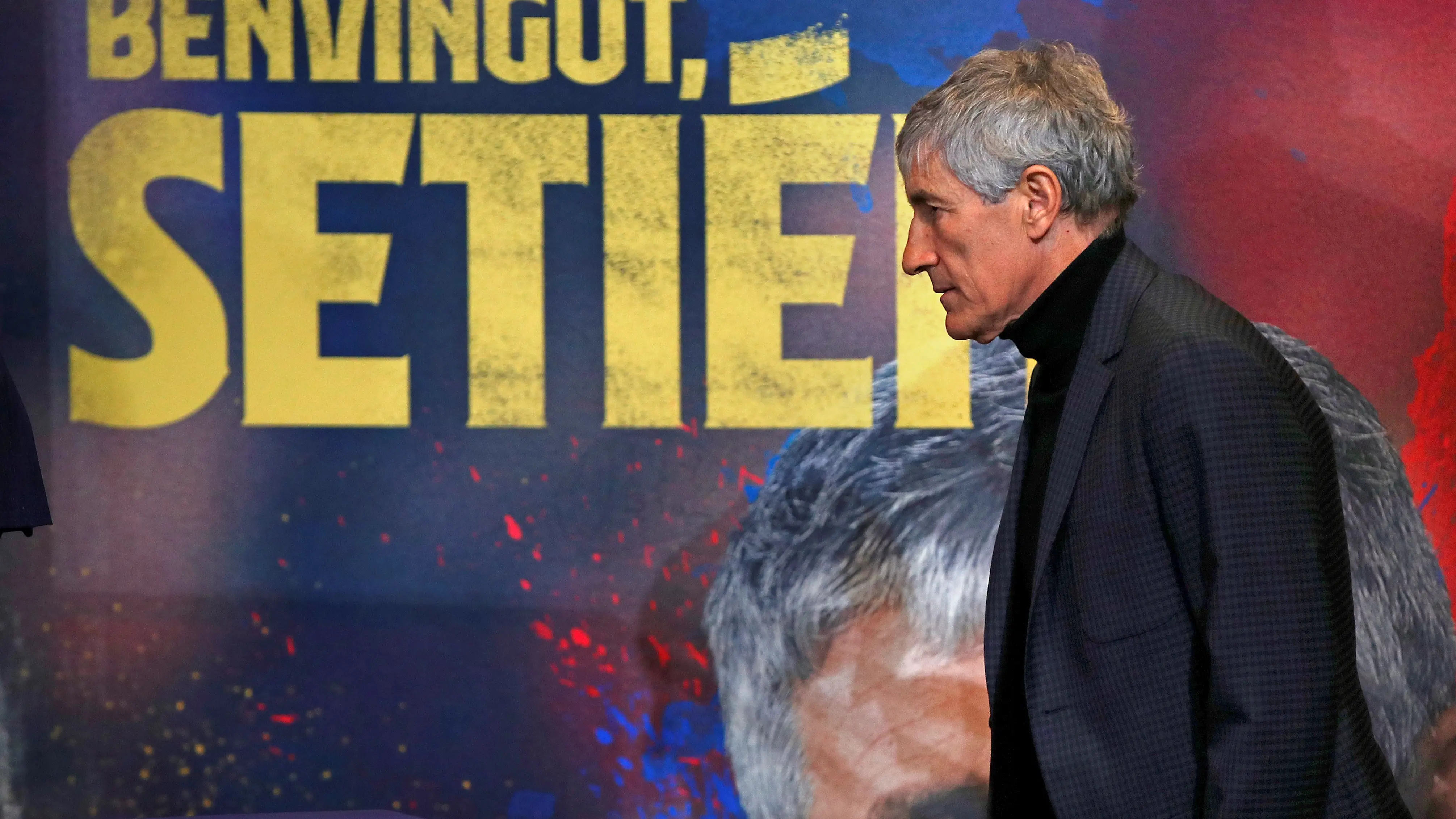 Quique Setien en su presentaci&oacute;n como entrenador del FC Barcelona