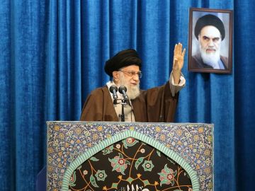 Jameneí insta a la resistencia de Irán y de la región frente a Estados Unidos
