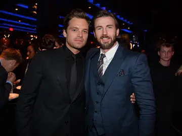 Sebastian Stan y Chris Evans Sebastian Stan y Chris Evans