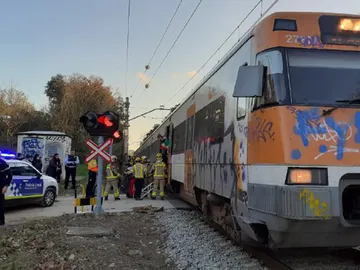 Un tren choca contra una barra hormigón entre Tordera y Maçanet, sin heridos Un tren choca contra una barra hormigón entre Tordera y Maçanet, sin heridos