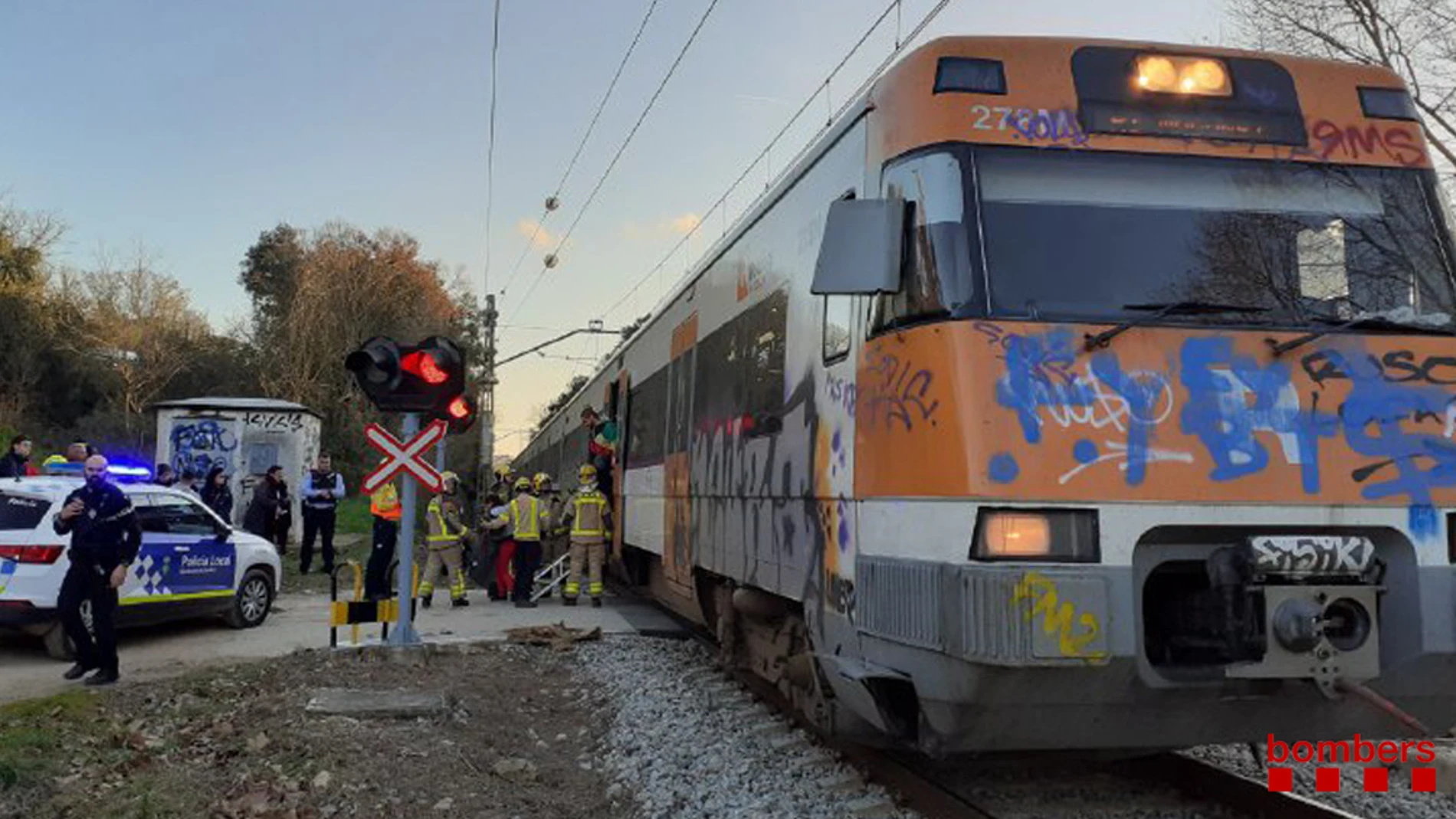 Un tren choca contra una barra hormigón entre Tordera y Maçanet, sin heridos Un tren choca contra una barra hormigón entre Tordera y Maçanet, sin heridos