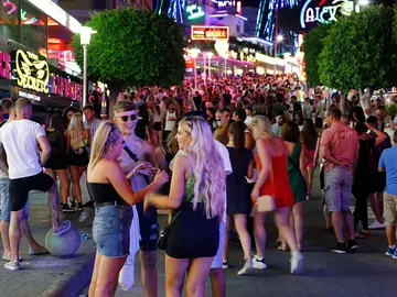 Turismo de borrachera en Magaluf Turismo de borrachera en Magaluf