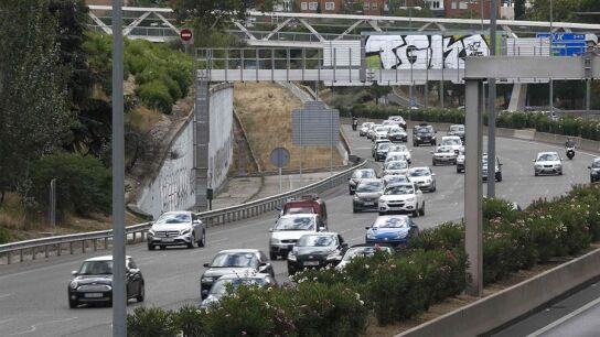La DGT aconseja adelantar los regresos por carretera por el temporal