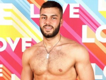 Finn Tapp, jugador del Oxford City y participante de 'Love Island'