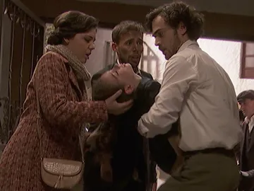 Los vecinos de Puente Viejo vuelven a sufrir las graves consecuencias de otro incendio Los vecinos de Puente Viejo vuelven a sufrir las graves consecuencias de otro incendio