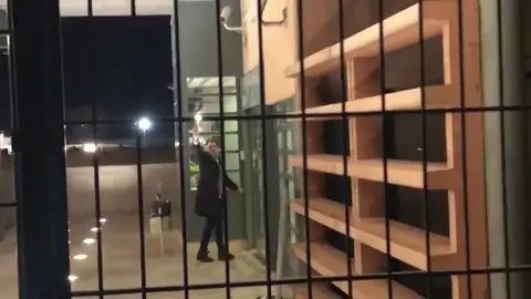 Jordi Cuixart regresa a la cárcel de Lledoners tras su primer permiso penitenciario de 48 horas Jordi Cuixart regresa a la cárcel de Lledoners tras su primer permiso penitenciario de 48 horas