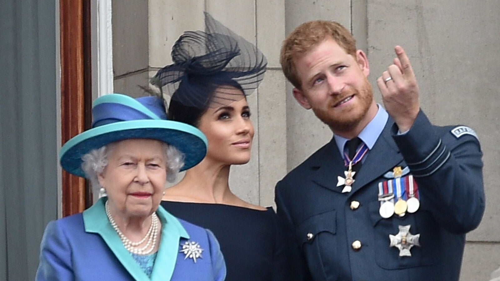 Las inesperadas palabras de la reina Isabel II a Meghan Markle y el príncipe Harry tras llegar a un acuerdo