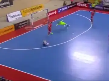 El espléndido gesto deportivo de Solano El espléndido gesto deportivo de Solano