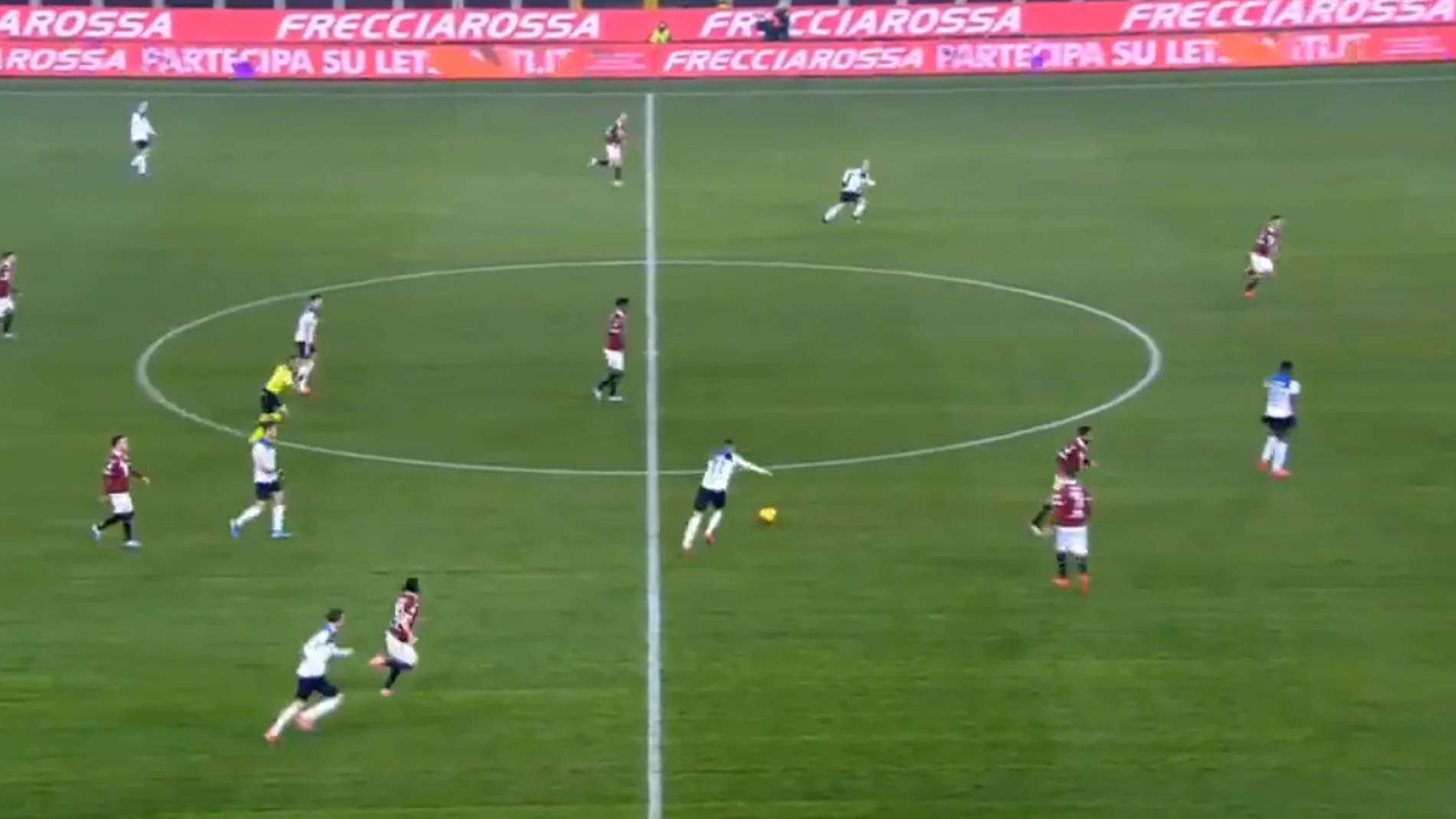 Golazo de Ilicic desde 50 metros Golazo de Ilicic desde 50 metros