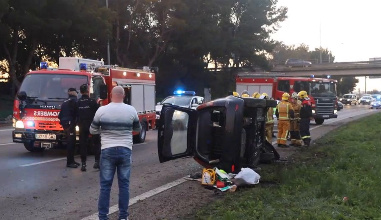 Una mujer se suicida y provoca un grave accidente en Mallorca 