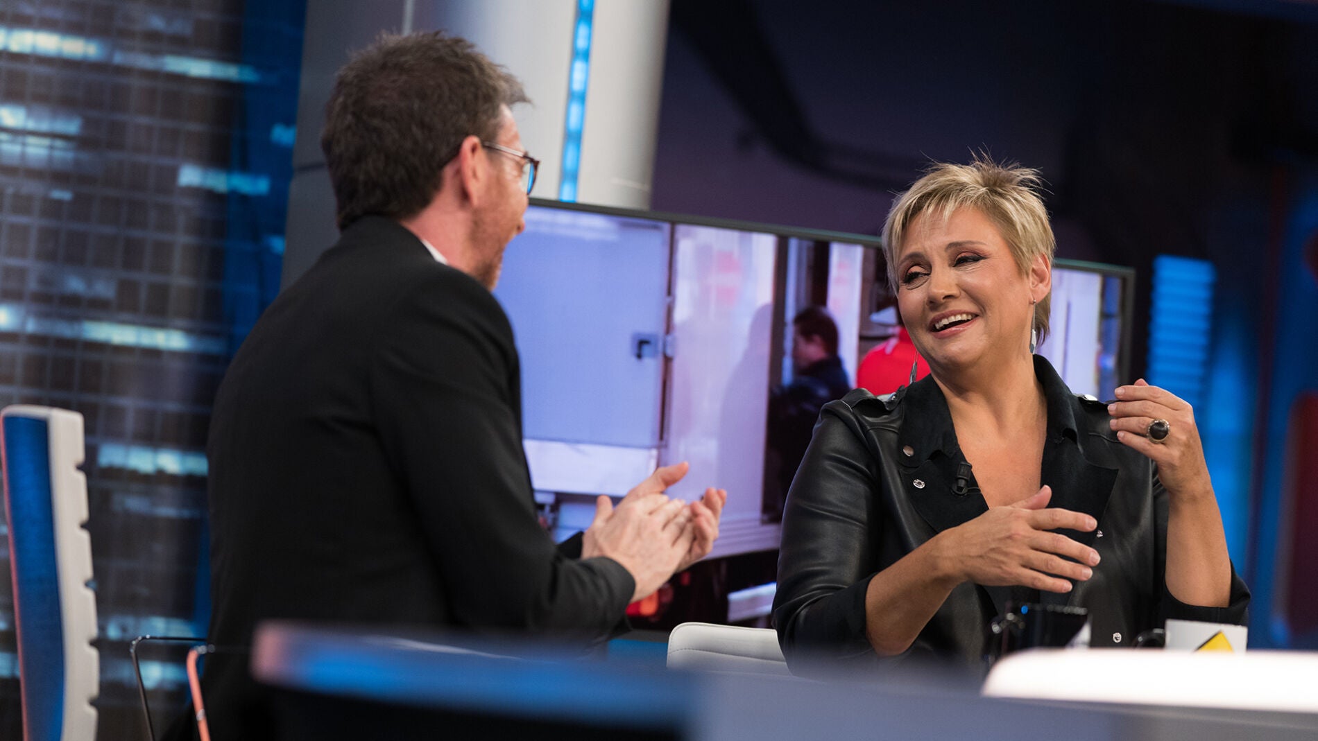 Gl&ograve;ria Serra desvela el porqu&eacute; de su "tono envolvente" en 'Equipo de investigaci&oacute;n'