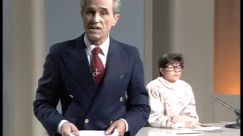 Informativos de Antena 3 Noticias con José María Carrascal Informativos de Antena 3 Noticias con José María Carrascal