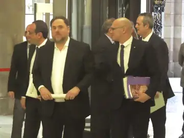 Los exconsejeros presos por el 'procés' hablan del 155 en el Parlament Los exconsejeros presos por el 'procés' hablan del 155 en el Parlament