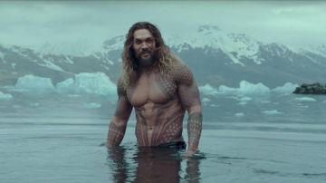 Jason Momoa como Aquaman