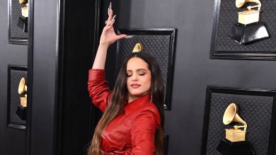 Rosalía se va con Dua Lipa a un club de striptease tras los Grammy y las imágenes enfurecen a sus seguidores 