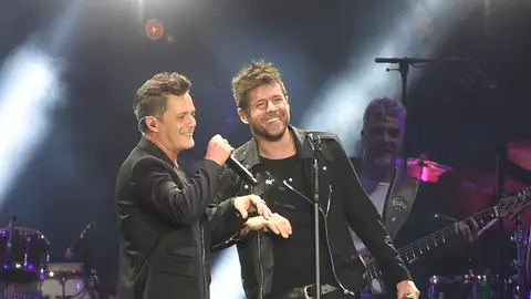 Pablo López y Alejandro Sanz