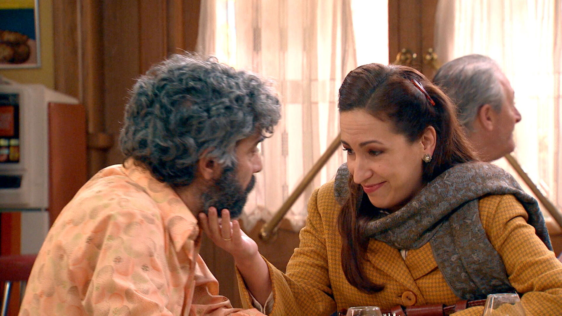 Sof&iacute;a, enamorada de un torpe Curtis