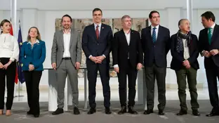 Pedro Sánchez, Yolanda Díaz, Nadia Calviño y Pablo Iglesias durante la firma con patronal y sindicatos Pedro Sánchez, Yolanda Díaz, Nadia Calviño y Pablo Iglesias durante la firma con patronal y sindicatos