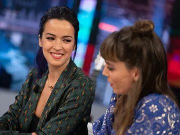 Pablo Motos resuelve una gran duda sobre Verónica Sánchez e Irene Arcos: "¿Habéis probado la paella de rata?" Pablo Motos resuelve una gran duda sobre Verónica Sánchez e Irene Arcos: "¿Habéis probado la paella de rata?"