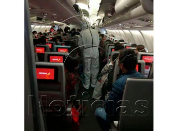 Un avión de Iberia a su llegada a China 
