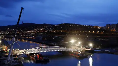Nuevo puente en Bilbao Nuevo puente en Bilbao