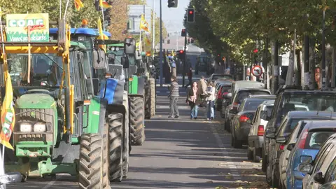 Una tractorada como protesta Una tractorada como protesta