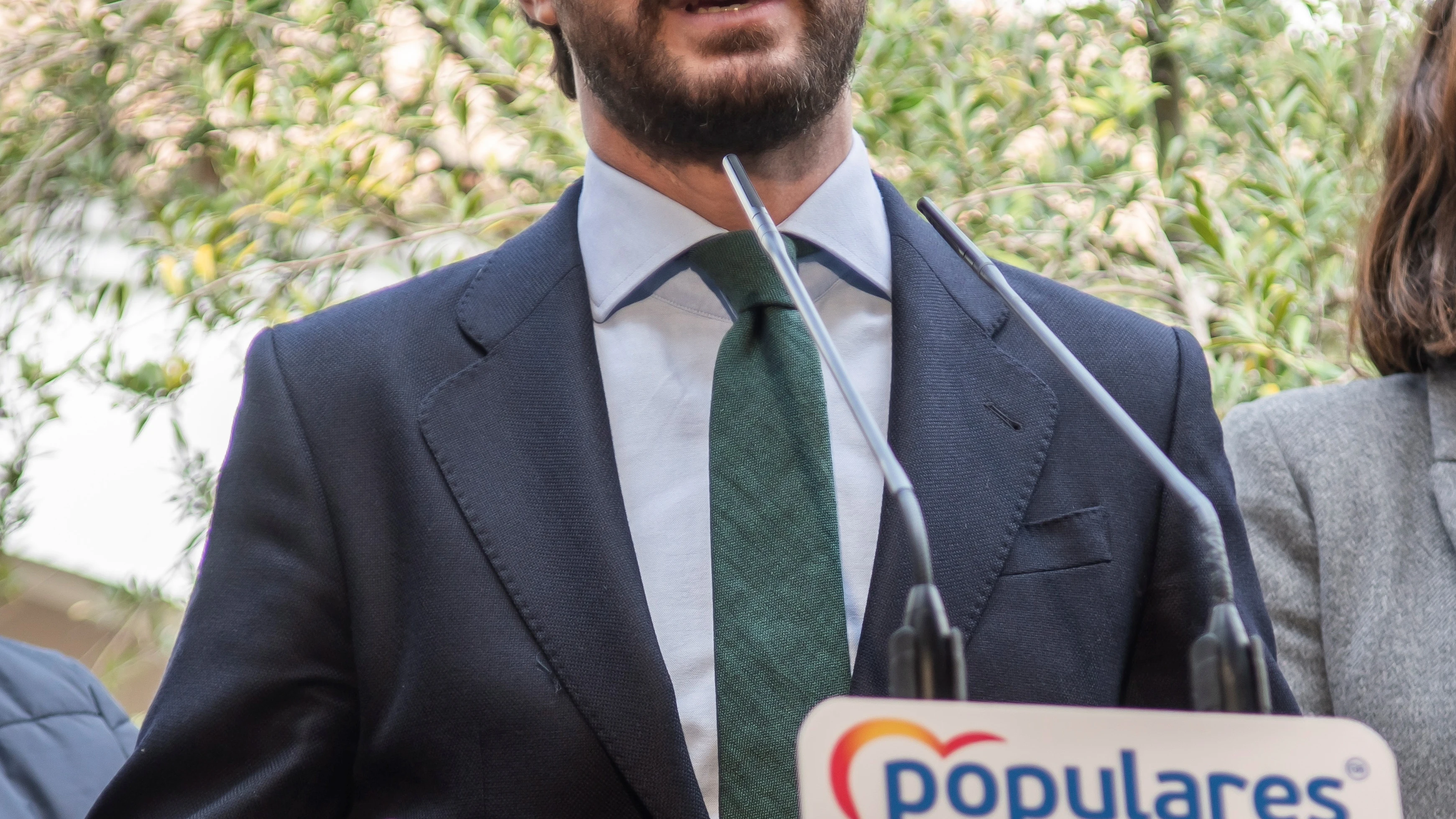 PP y Vox denuncian a Ábalos ante la Fiscalía PP y Vox denuncian a Ábalos ante la Fiscalía