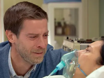 Manolita despierta tras las emotivas palabras de Marcelino Manolita despierta tras las emotivas palabras de Marcelino