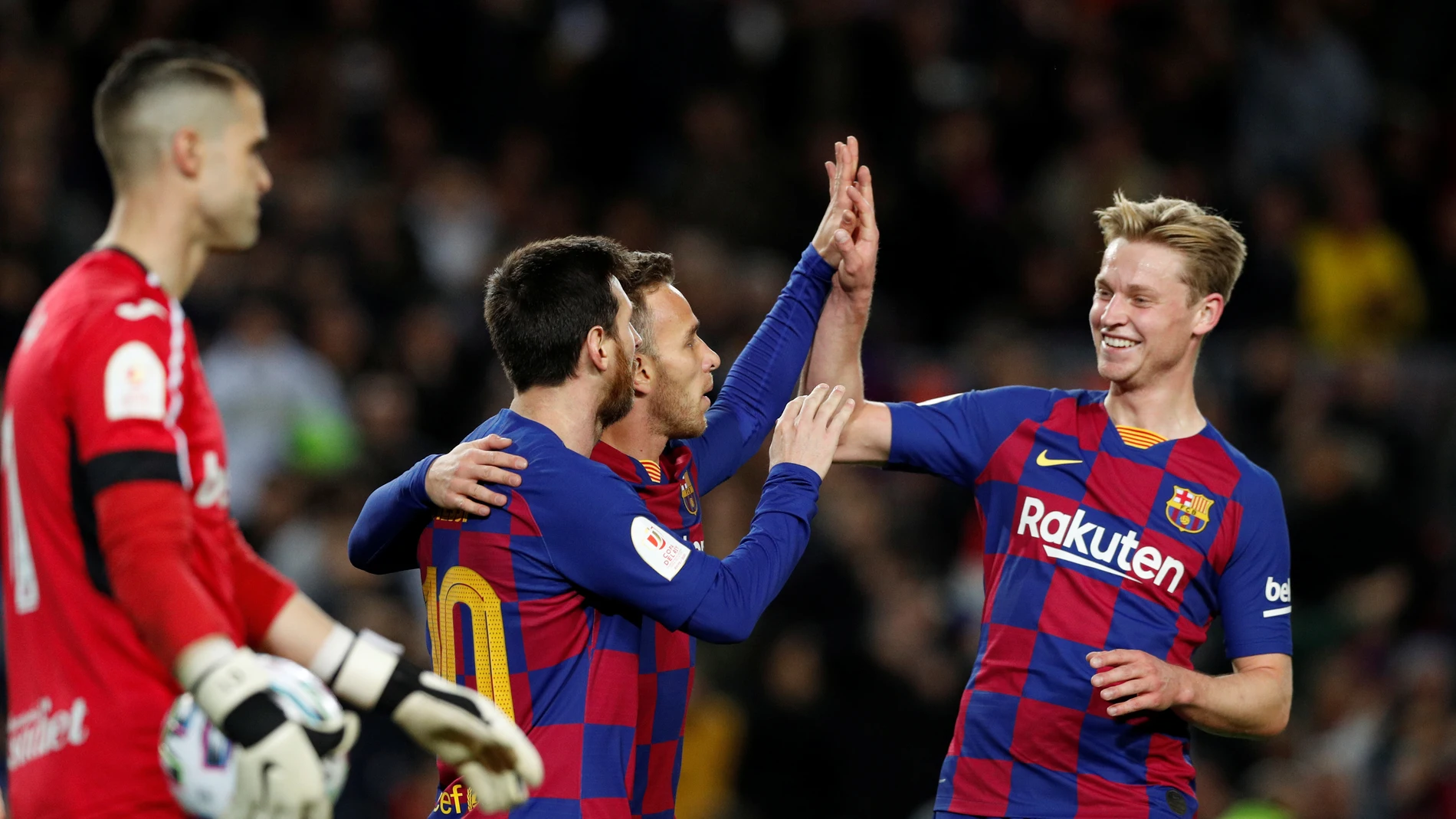 Messi, De Jong y Arthur celebran un gol ante el Leganés Messi, De Jong y Arthur celebran un gol ante el Leganés