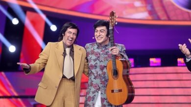 Rocío Madrid y Javi Cantero homenajean a El Fary con ‘Carabirubí’