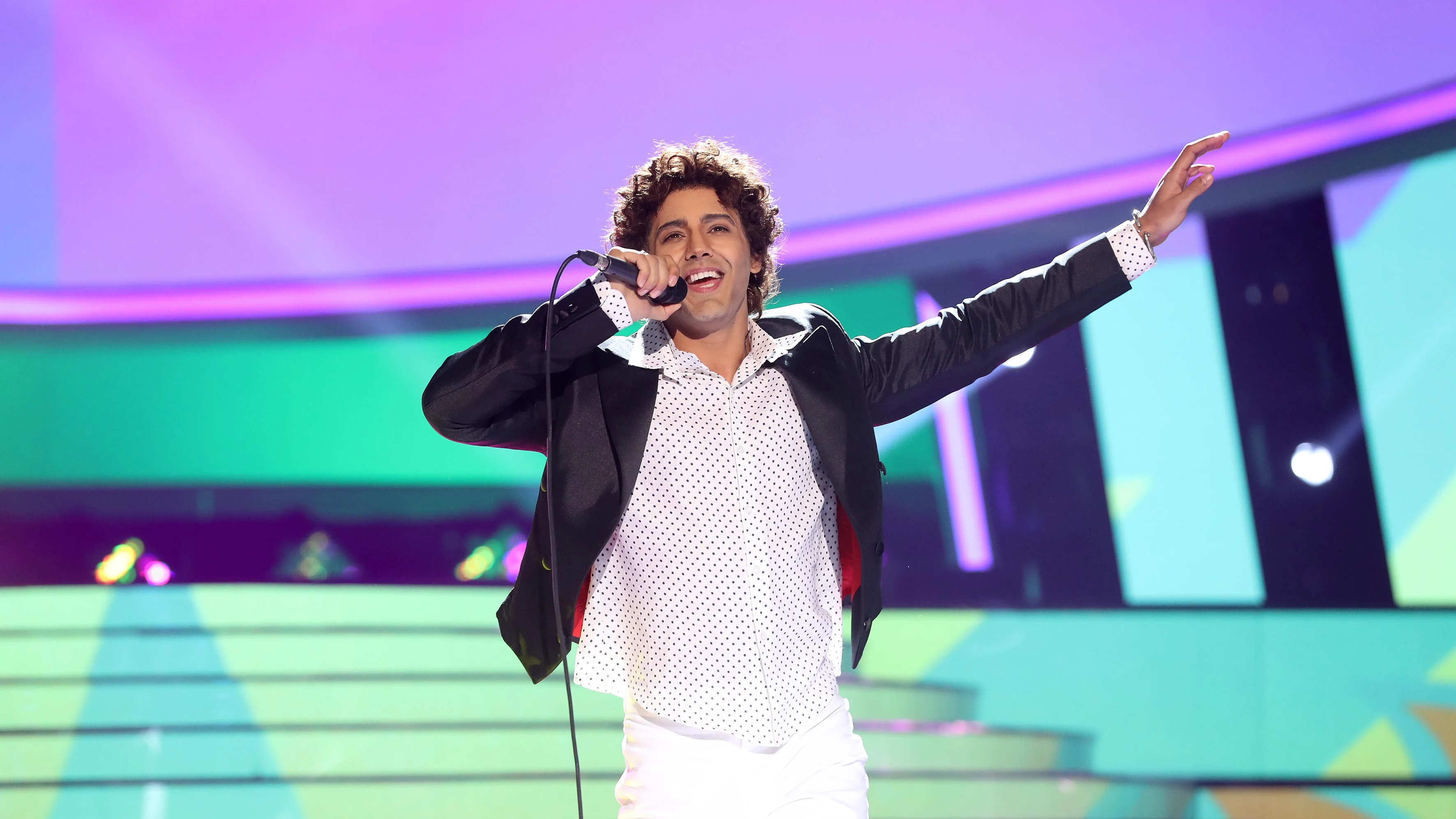 Jorge González se mete en la piel de Mika con ‘Relax, take it easy’