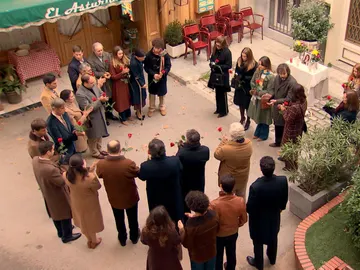 La Plaza de los Frutos, testigo de la despedida que Julia merece La Plaza de los Frutos, testigo de la despedida que Julia merece