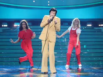 Rocío Madrid se divierte como El Fary en ‘La mandanga’ Rocío Madrid se divierte como El Fary en ‘La mandanga’