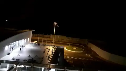 Pasajeros del crucero en Italia desembarcan tras descartarse coronavirus Pasajeros del crucero en Italia desembarcan tras descartarse coronavirus