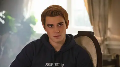 KJ apa como Archie en 'Riverdale' KJ apa como Archie en 'Riverdale'