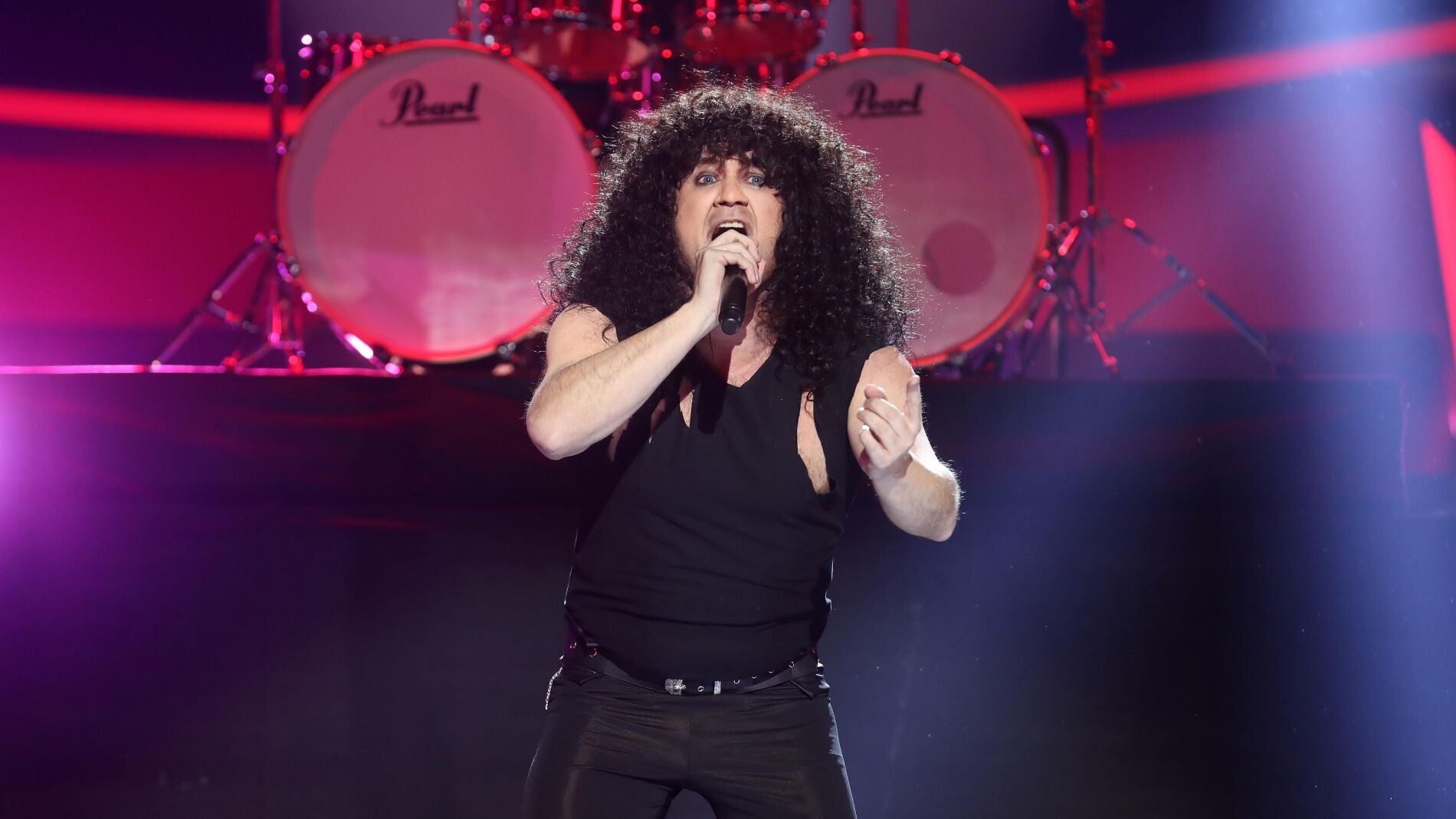 El Monaguillo saca toda su garra como Obús en ‘Vamos bien’